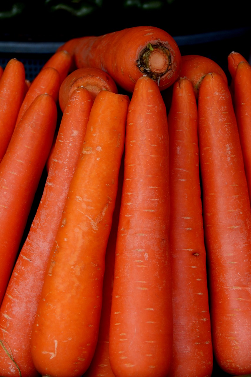 Image - carrots vegetable greens fruit