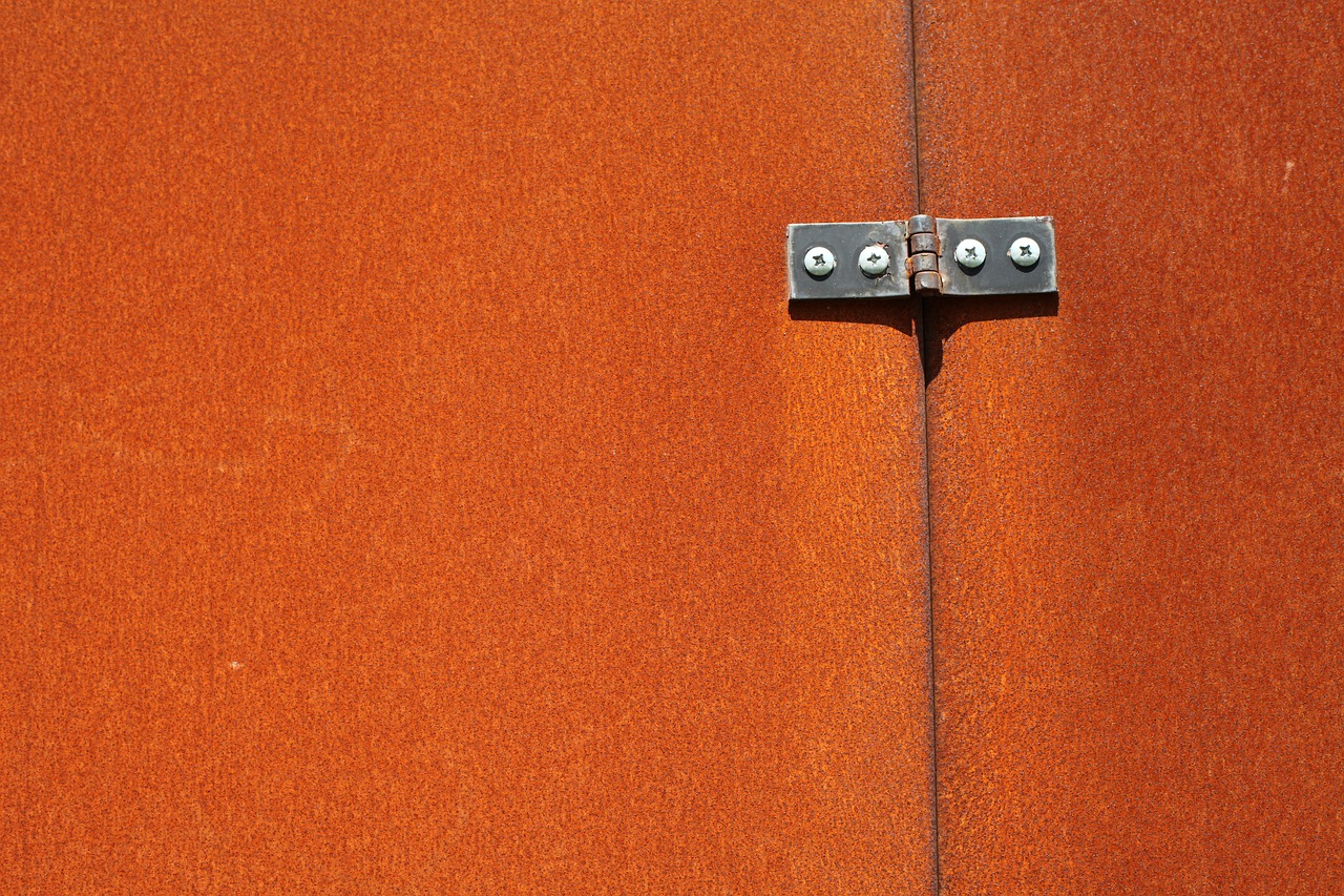 Image - hinge abstract corten structure