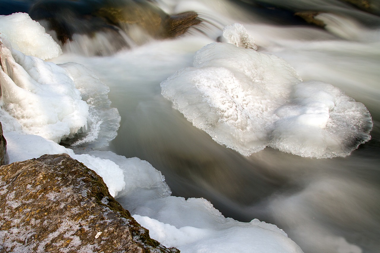 Image - ice on the saale frozen river winter