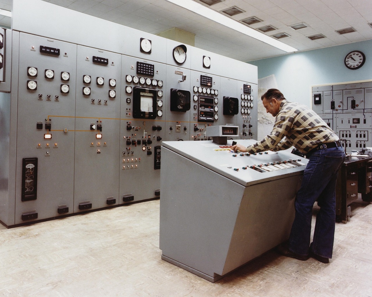 Image - control room power plant energy