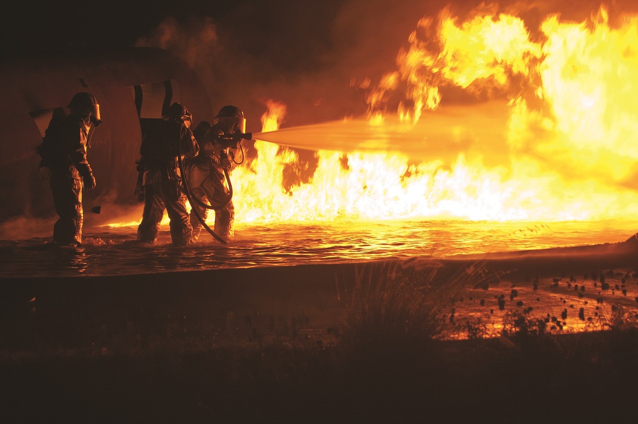 Image - firefighters training live fire