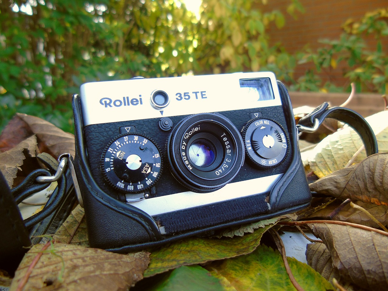 Image - rollei t35 photo camera camera