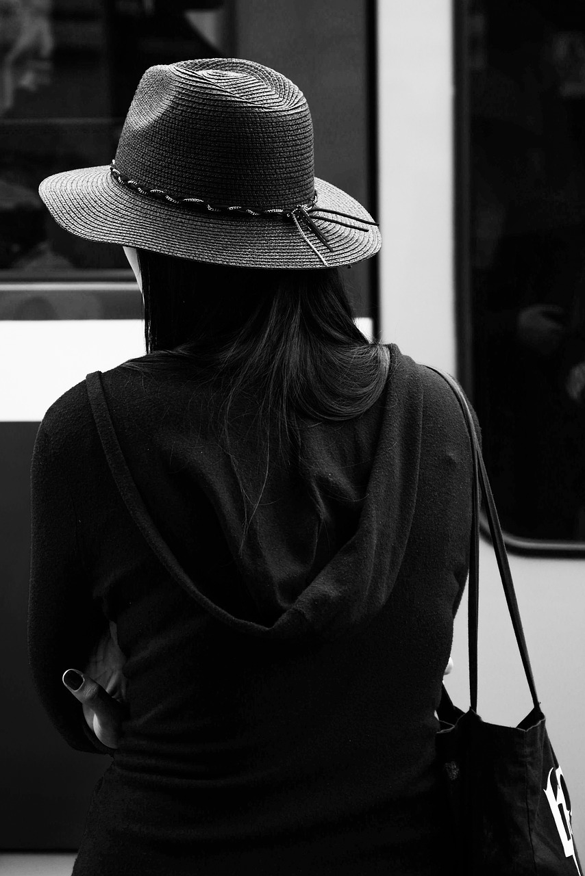 Image - woman hat black and white girl