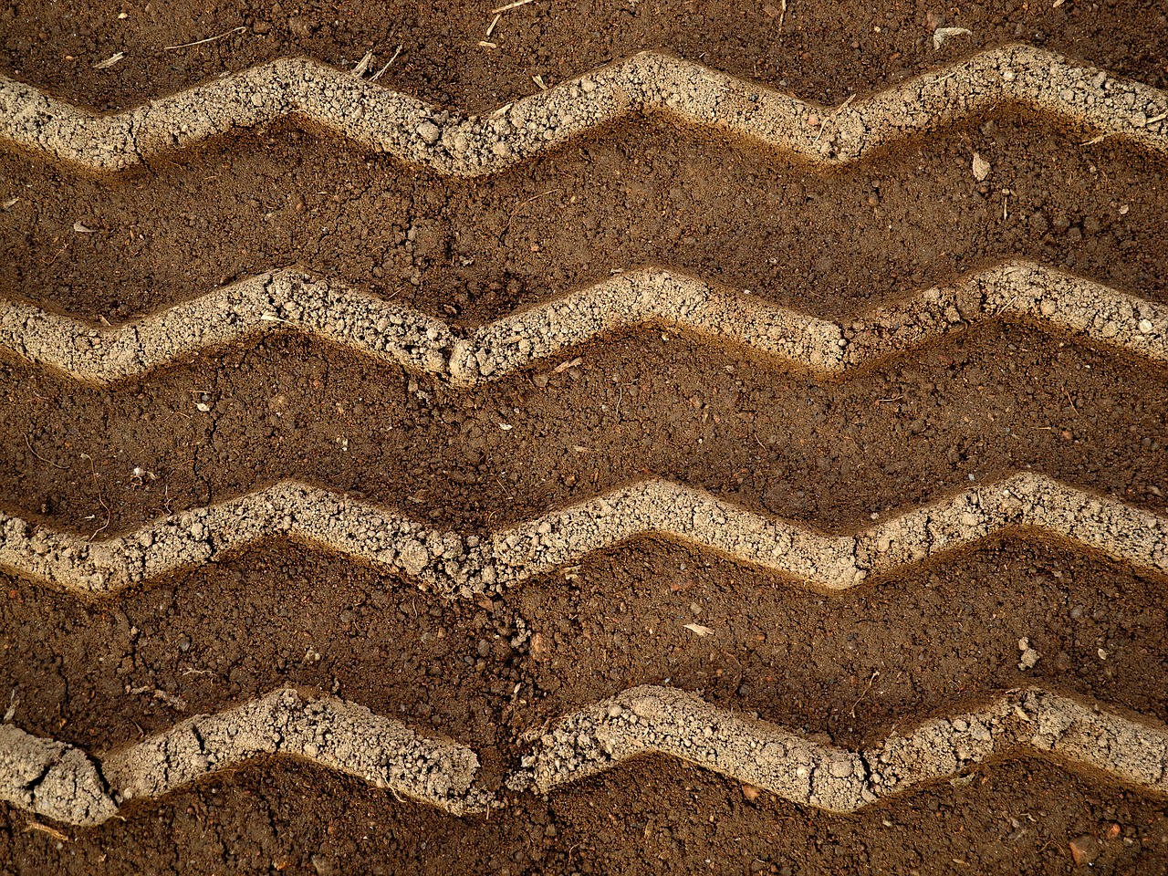 Image - print track field clay tire tracks