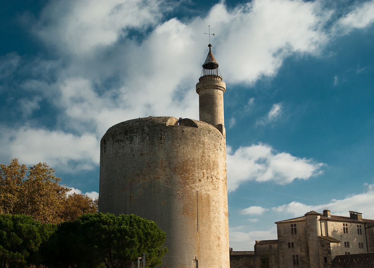 Image - camargue aigues mortes tower