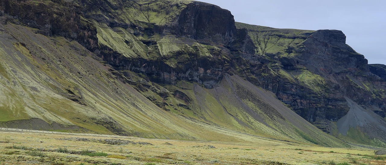 Image - iceland mountains green nature