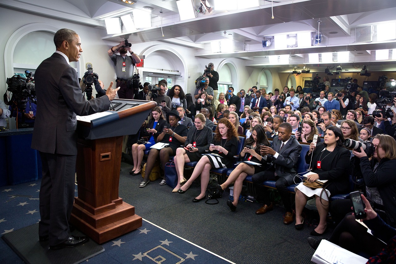 Image - president obama pressconference bts