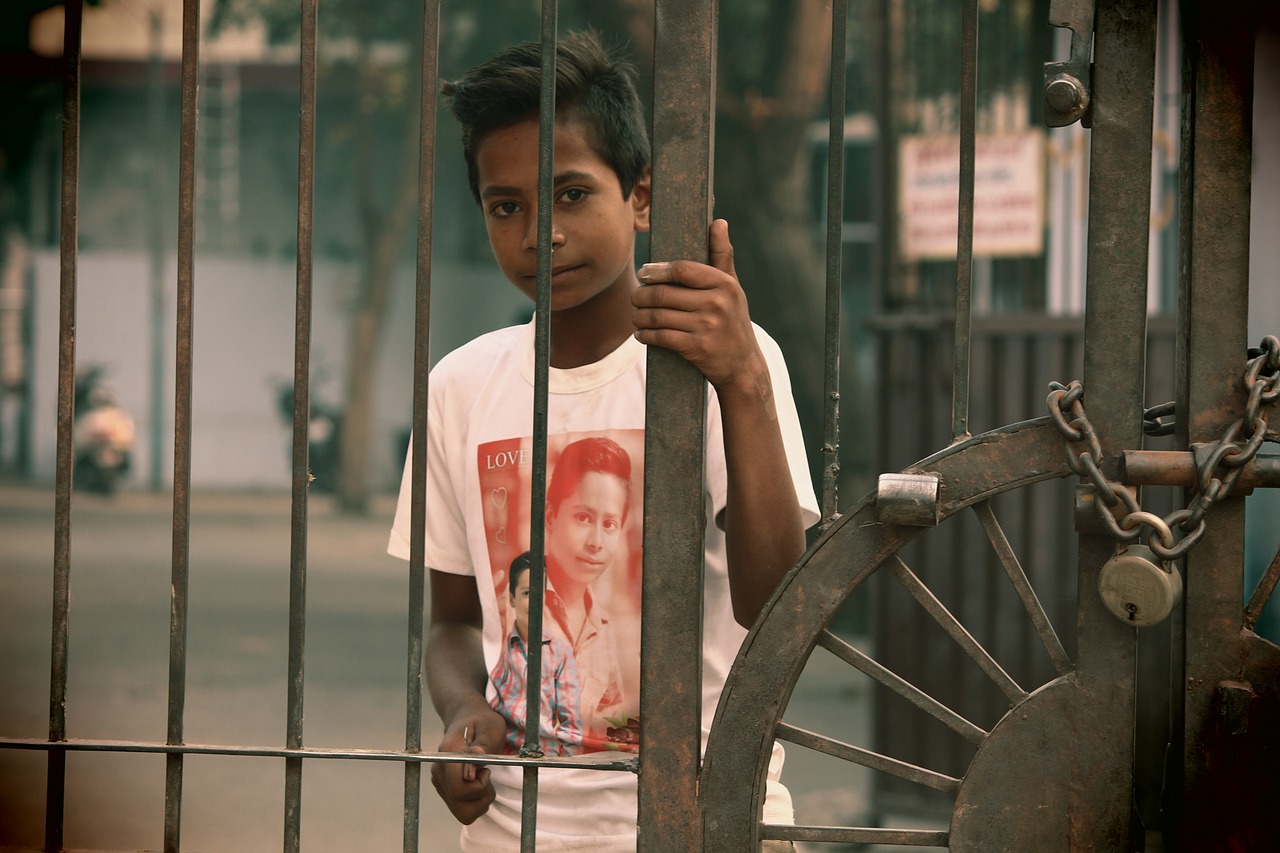 Image - boy poor young child person asian