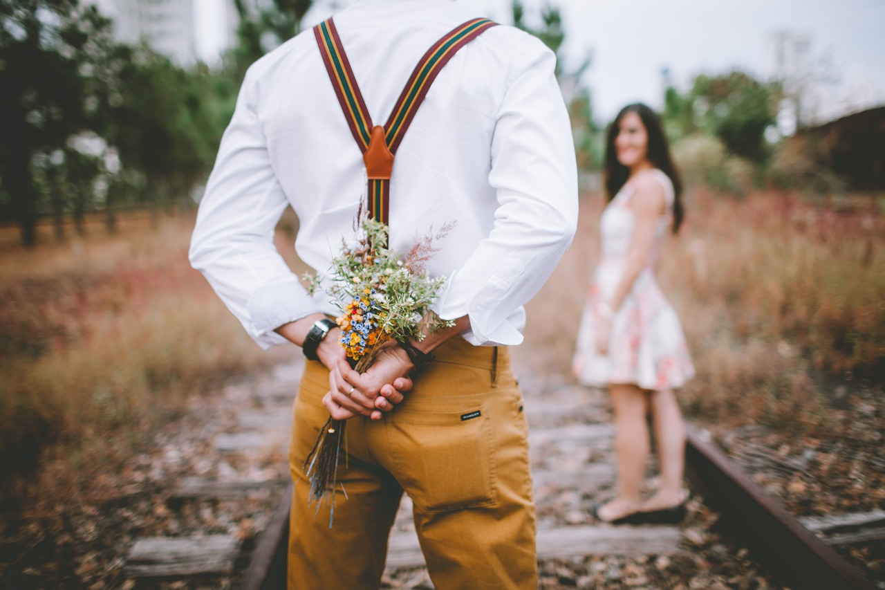 Image - nature love couple in love grooms