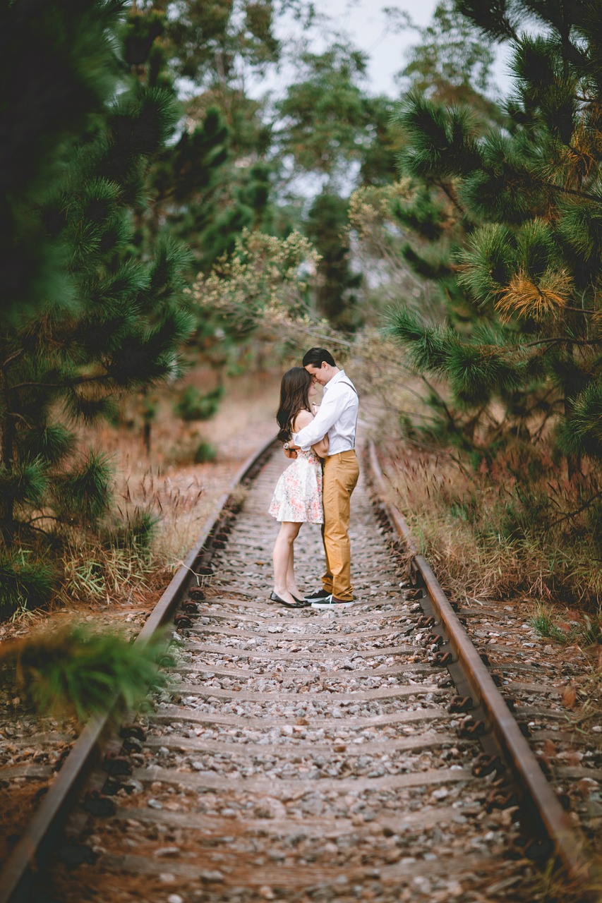 Image - nature love couple in love grooms