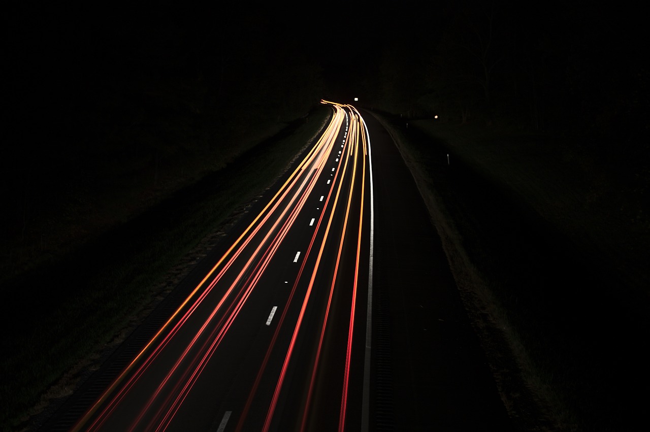 Image - street night cars cityscape lights