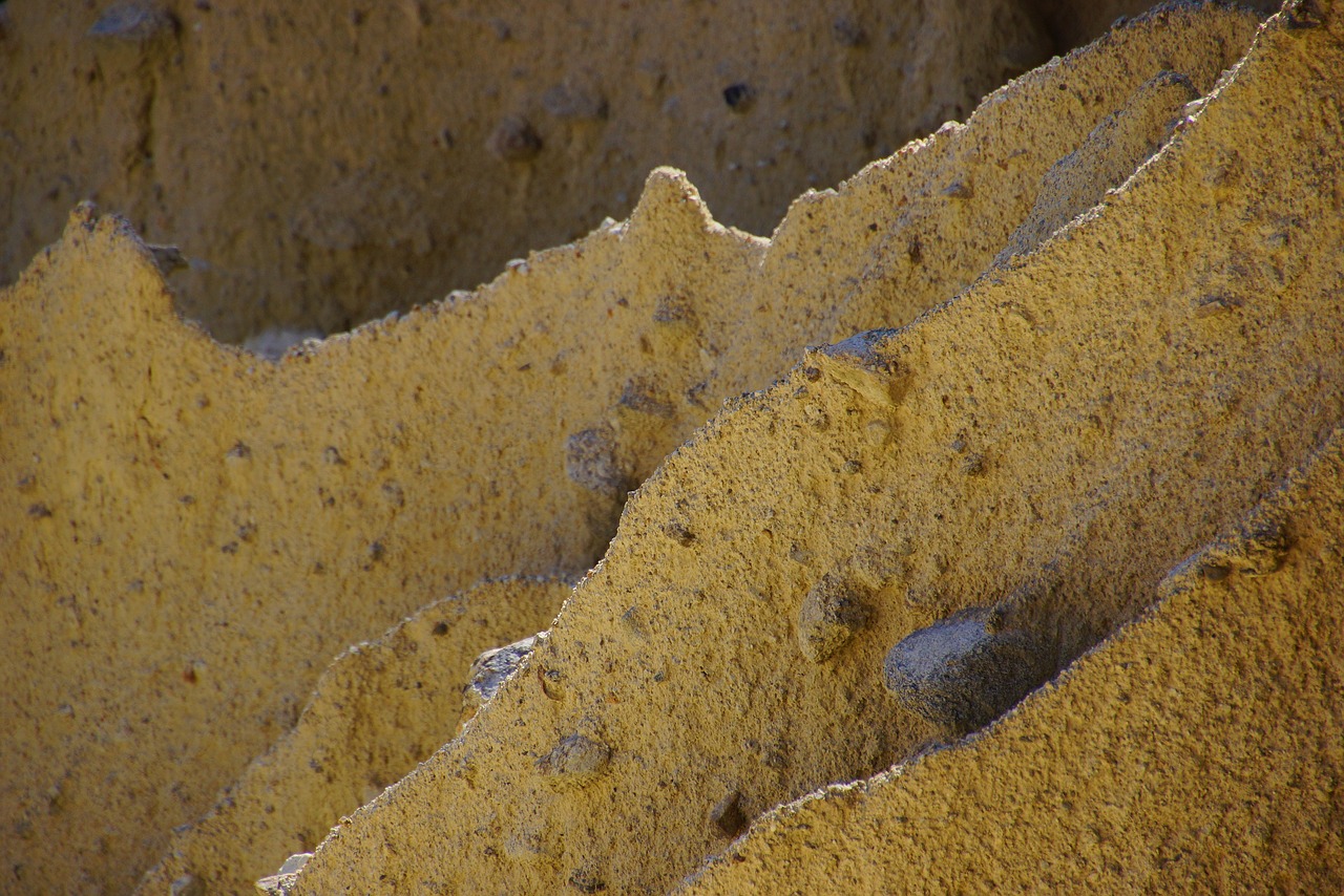 Image - earth erosion south tyrol pyramids