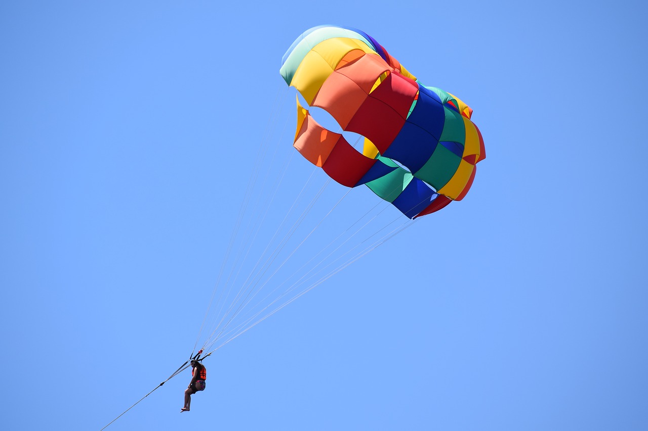 Image - parasailing colorful adventure
