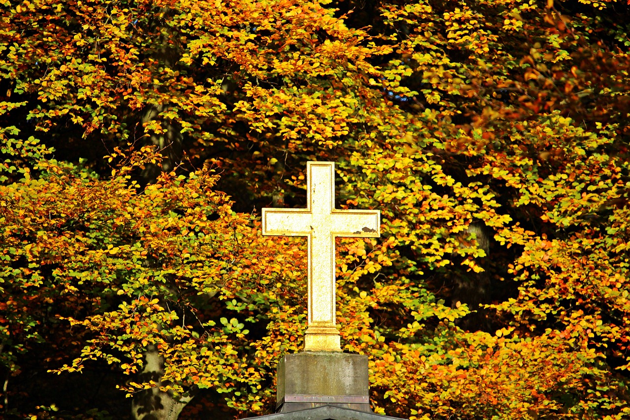 Image - cross autumn fall foliage