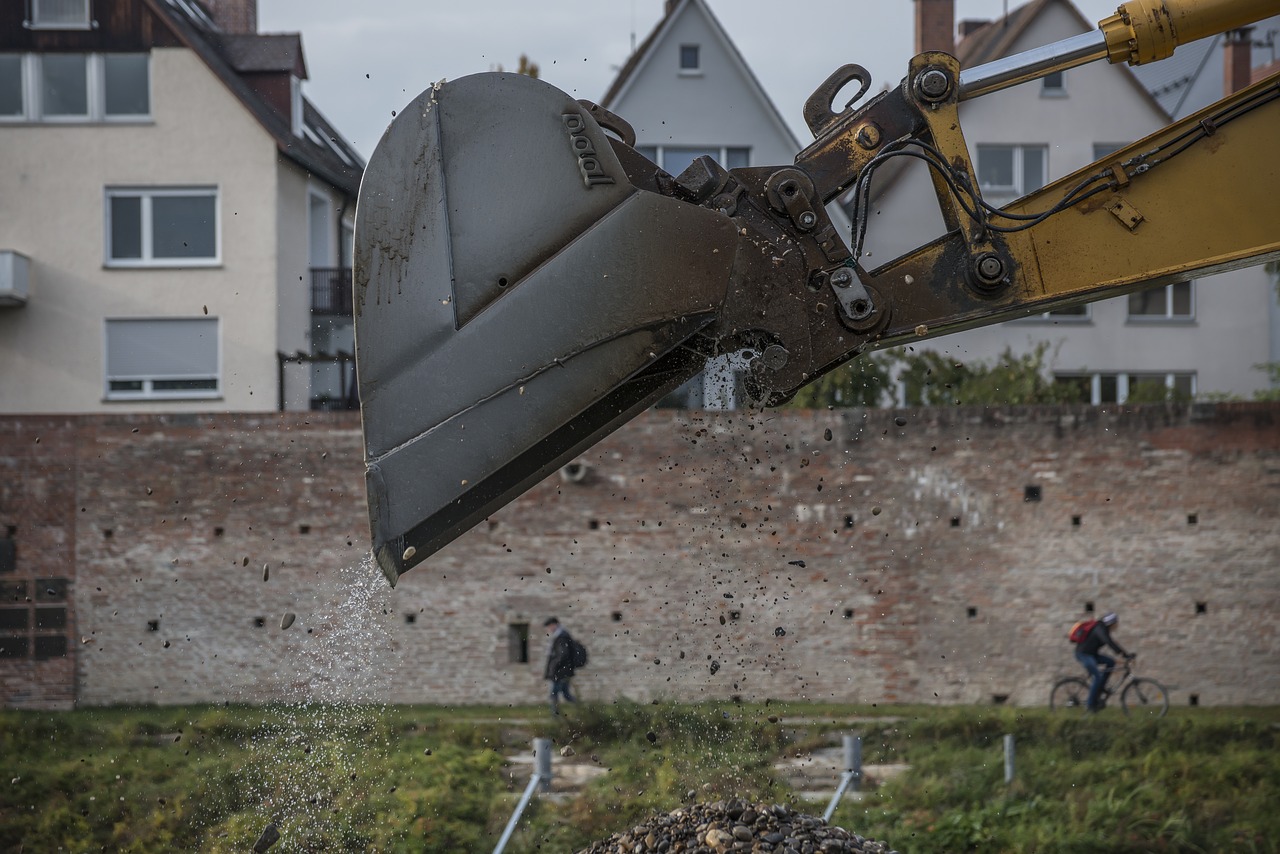 Image - excavators danube city wall water