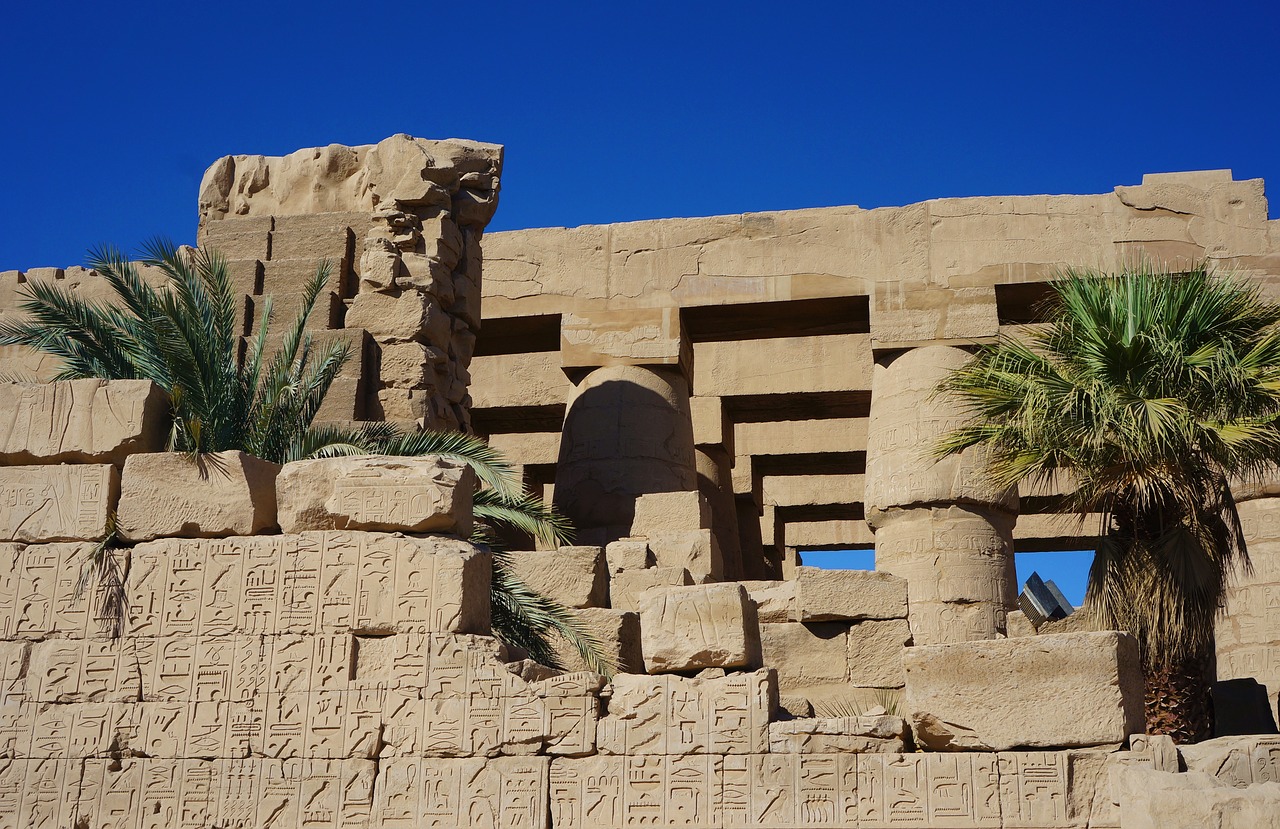 Image - karnak temple columnar hall wall