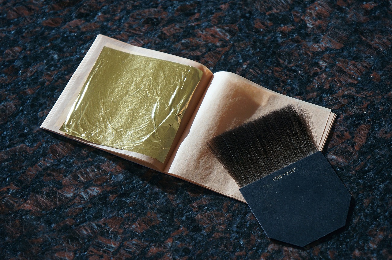 Image - gold leaf gold leaf gilding brush