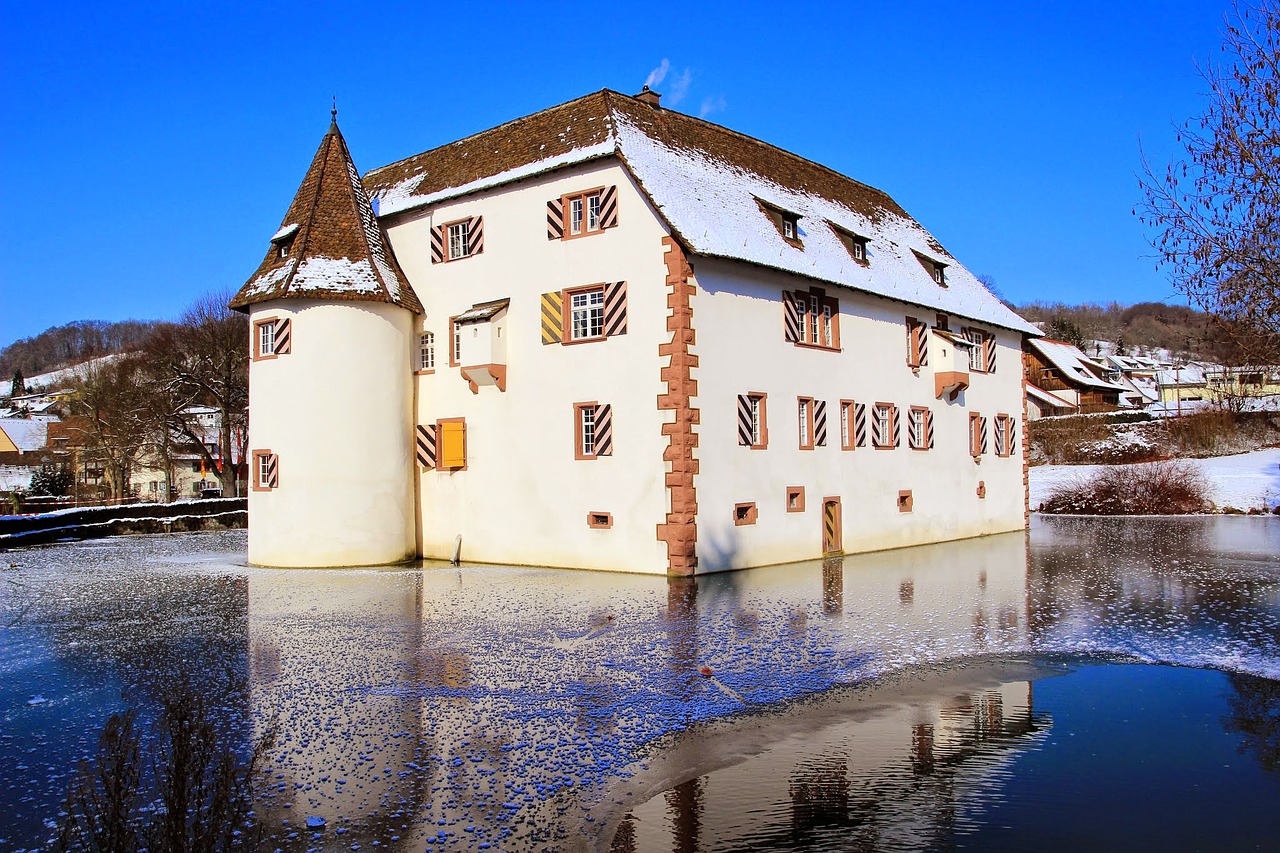 Image - moated castle lake sky castle park