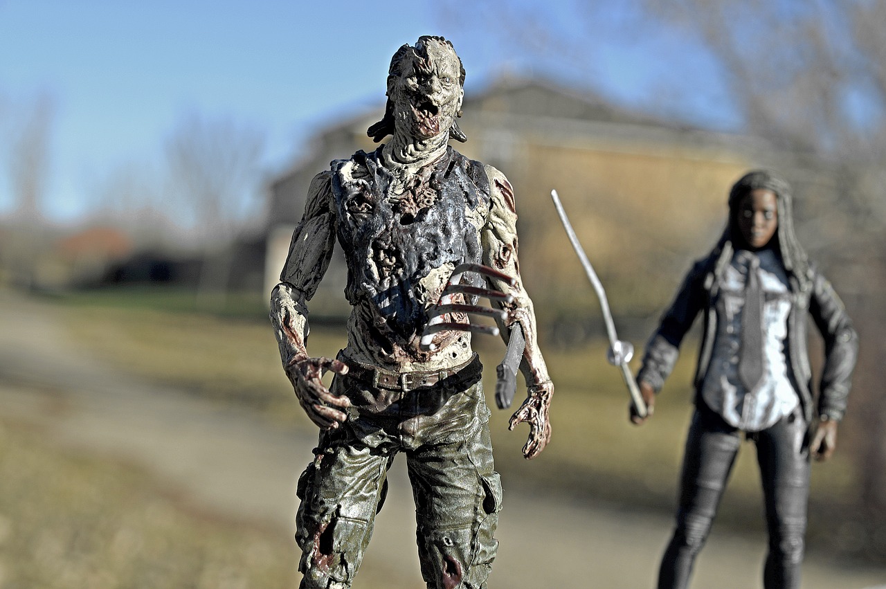 Image - zombie walking dead michonne sword