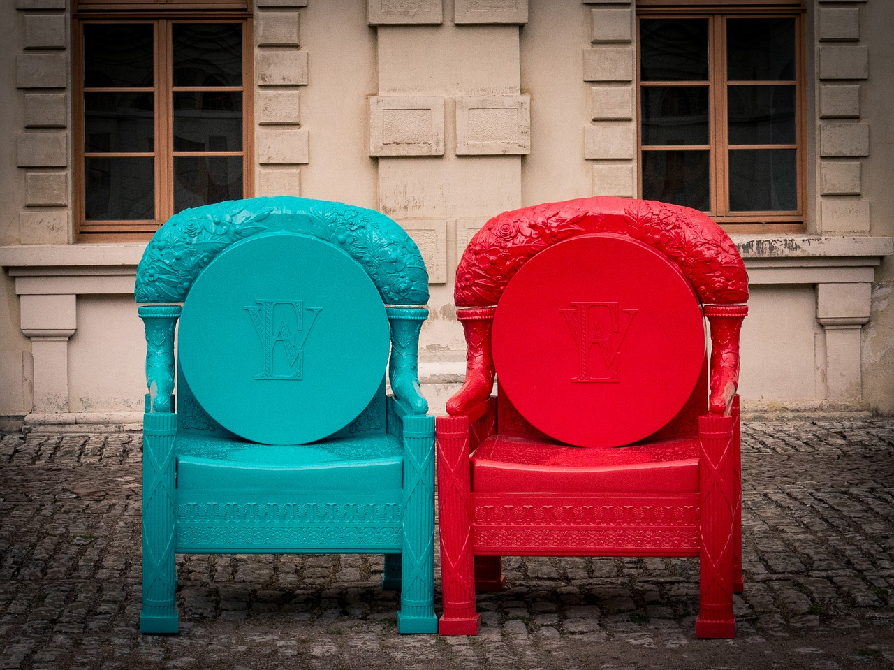 Image - chair red turquoise seat out