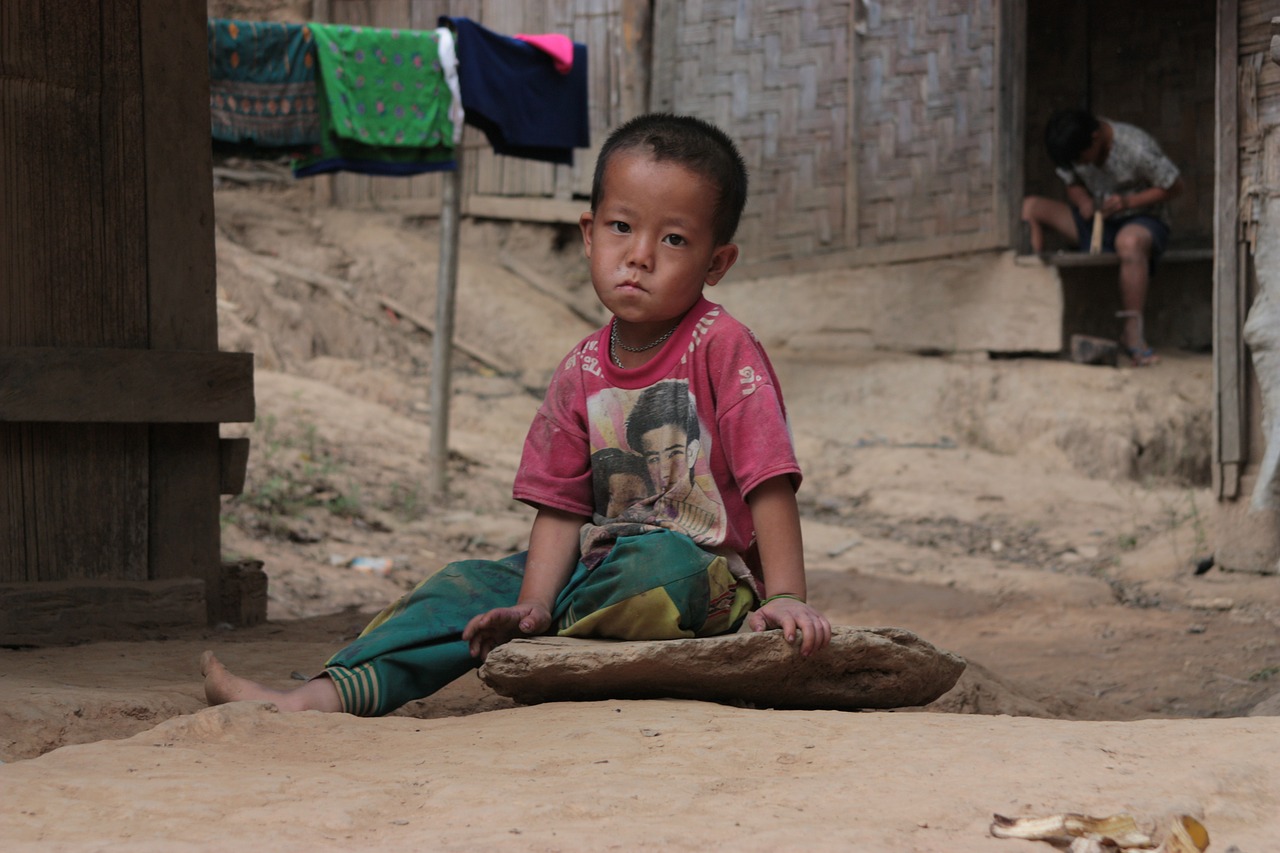 Image - boy child kid sad poverty