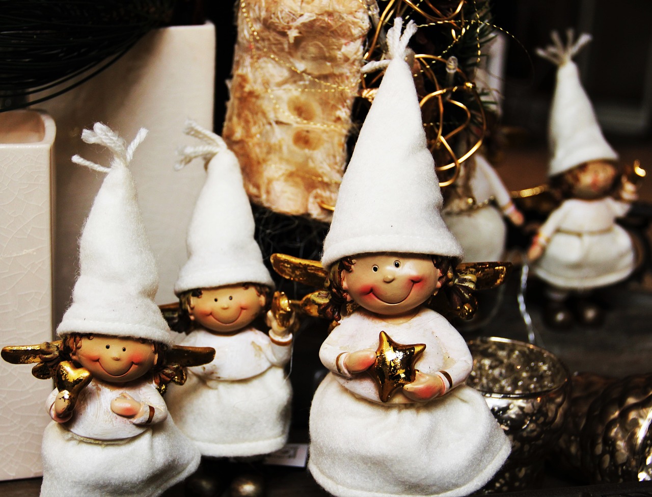 Image - little christmas angel figures