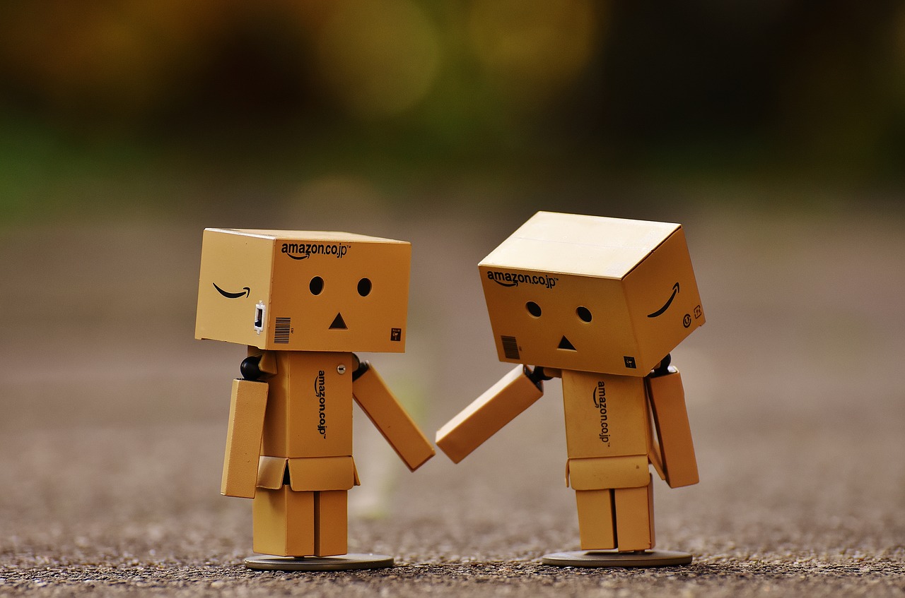 Image - danbo figure together hand in hand