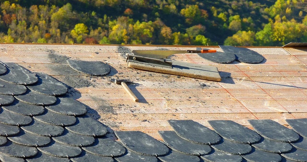 Image - roofing carpenter roofer slate