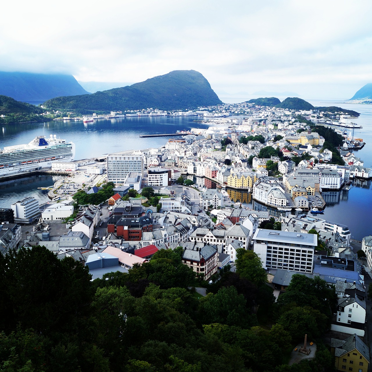 Image - ålesund norway norway art nouveau