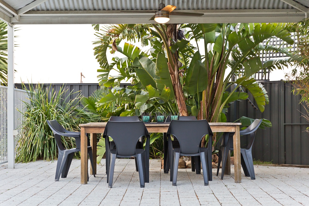 Image - alfresco dining entertaining