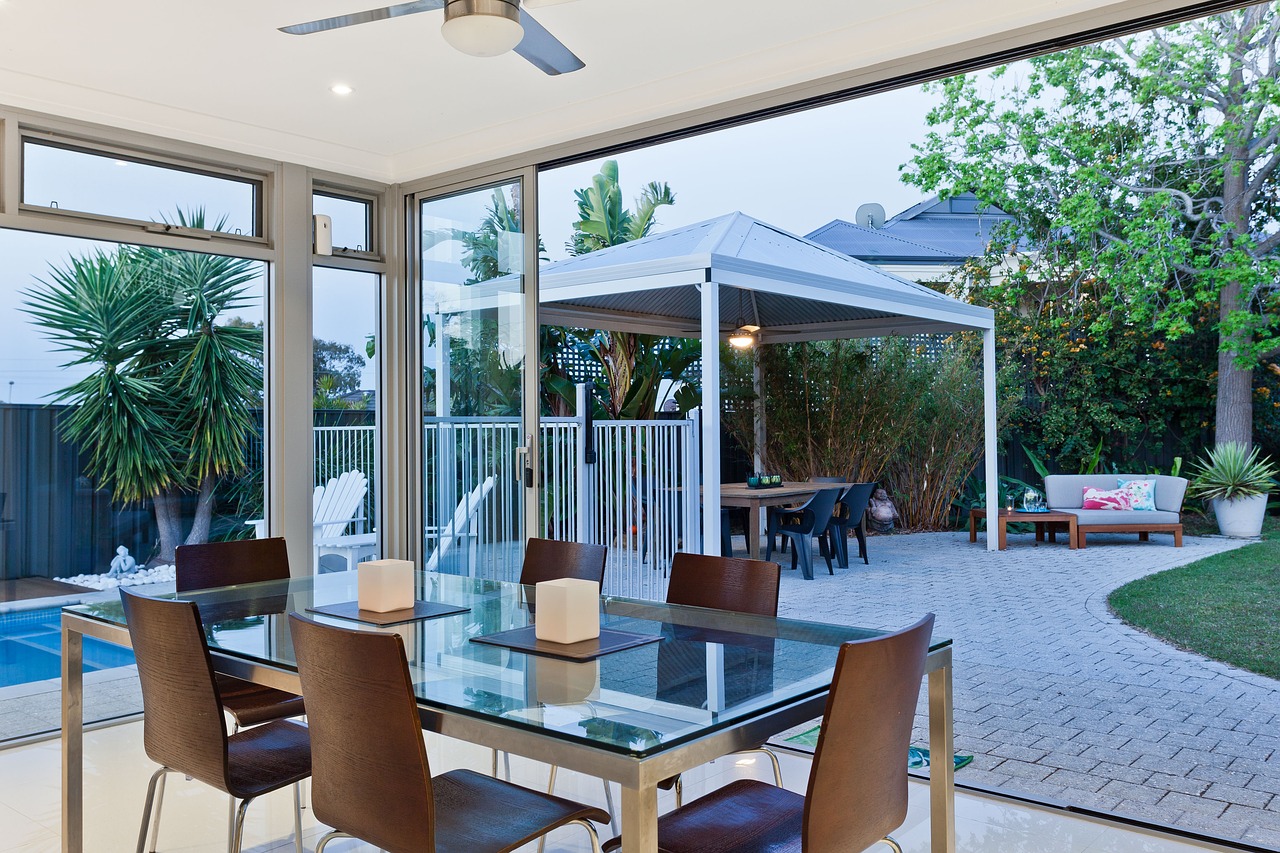 Image - alfresco dining entertaining