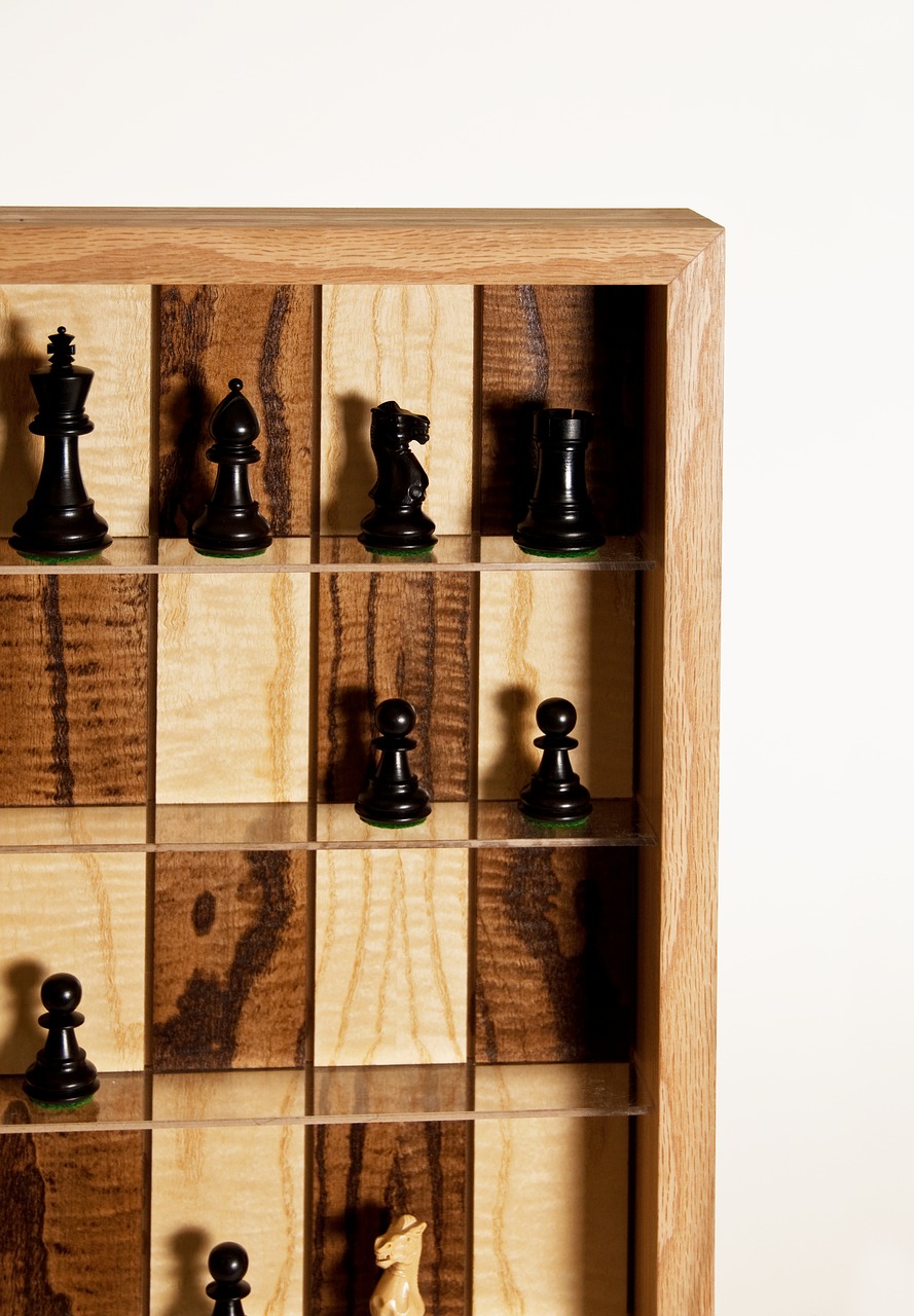 Image - chess close up vertical chess