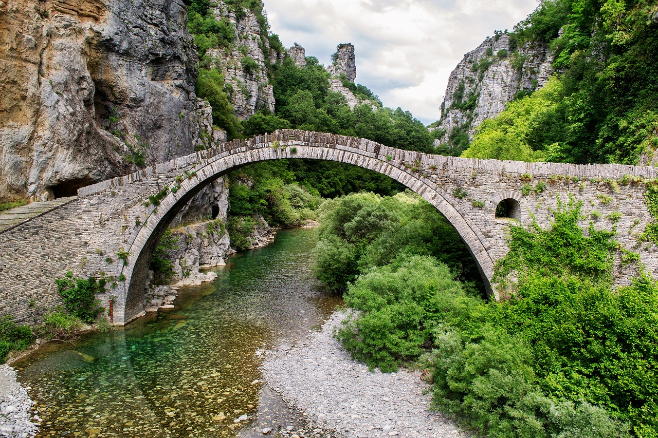 Image - beautiful landscape bridge greece