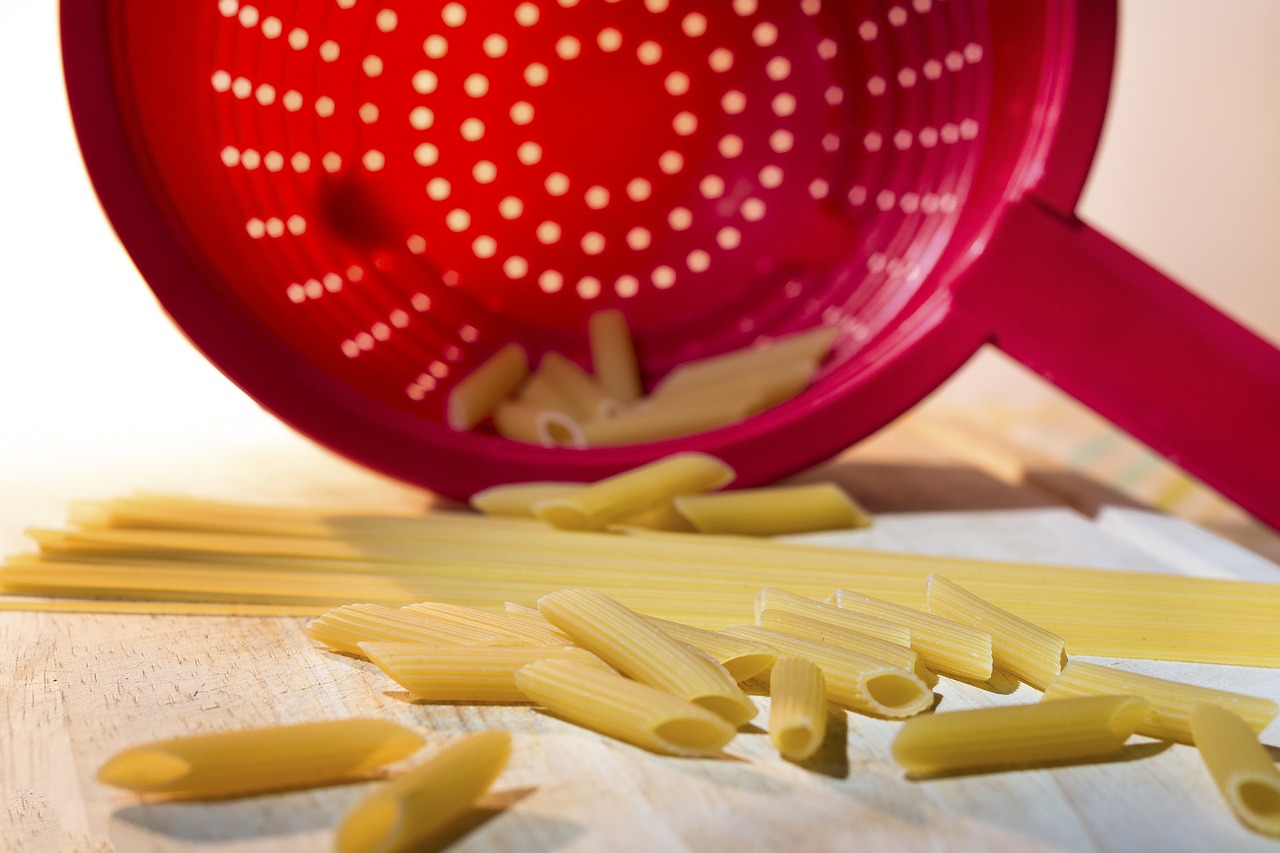 Image - eat kitchen utensil food noodle