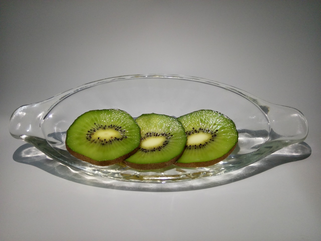 Image - kiwi kiwi slices glass banana boat