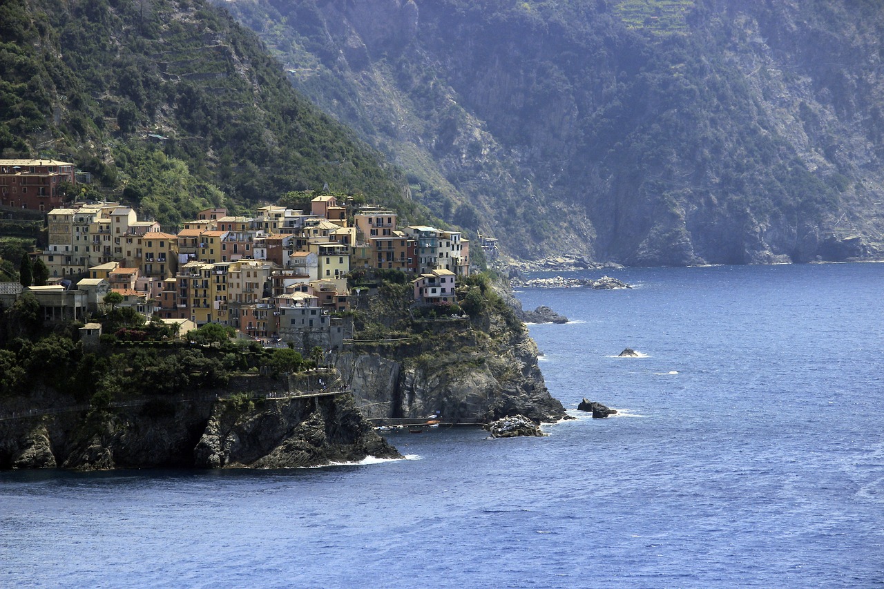 Image - italy heritage cliff costa