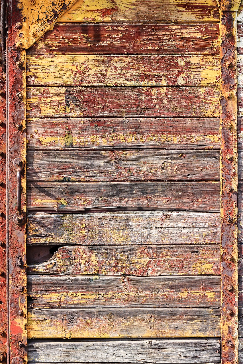 Image - rust door wagon wood iron