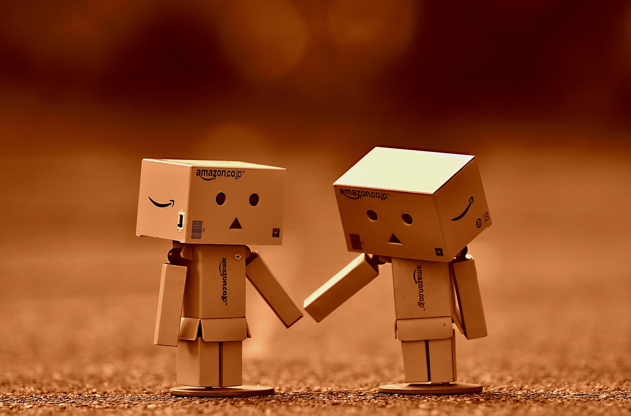 Image - danbo figure together hand in hand