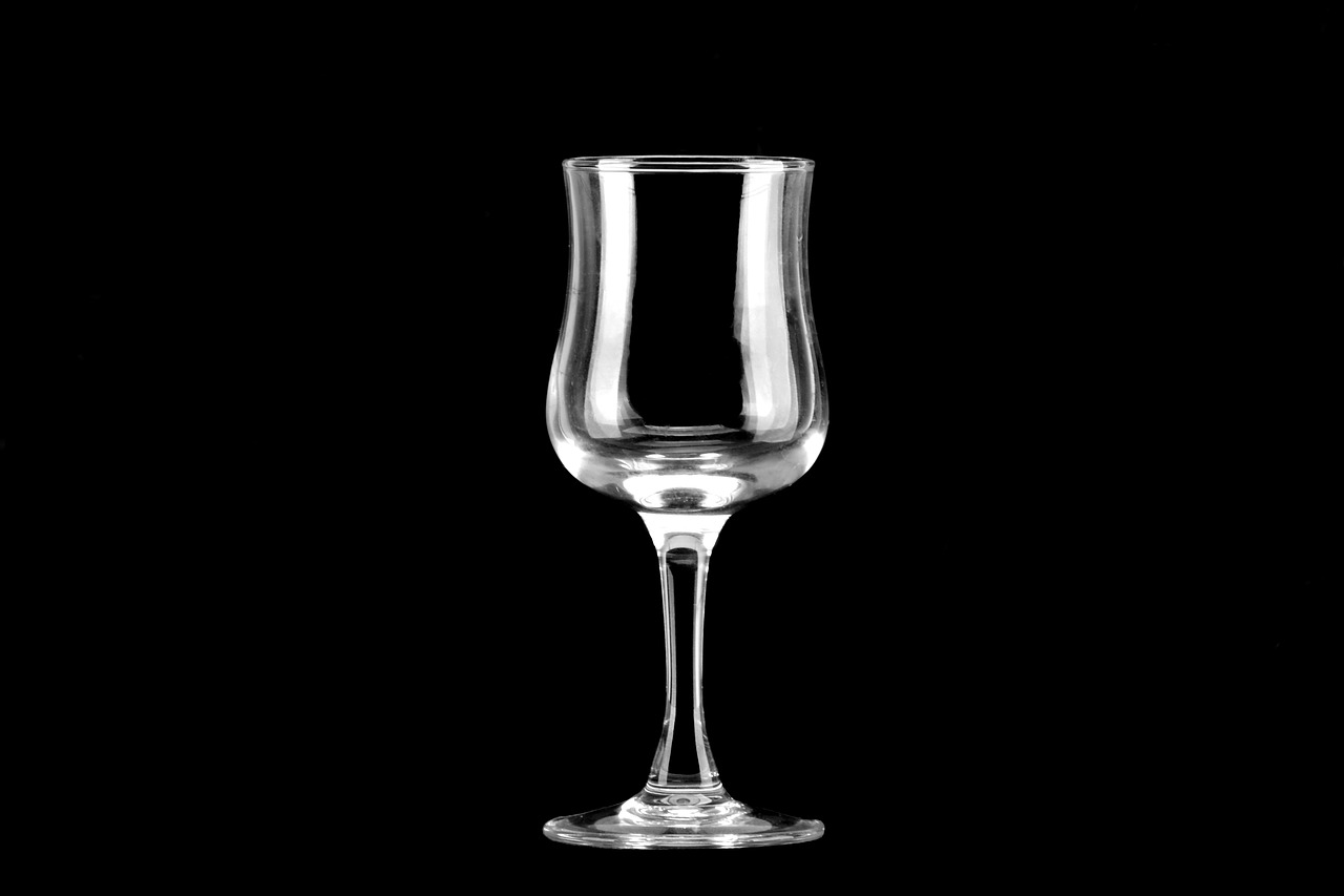 Image - glass black background white stripes