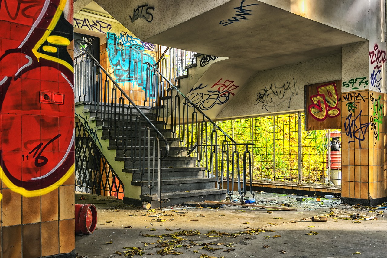 Image - lost places home stairs uninhabited