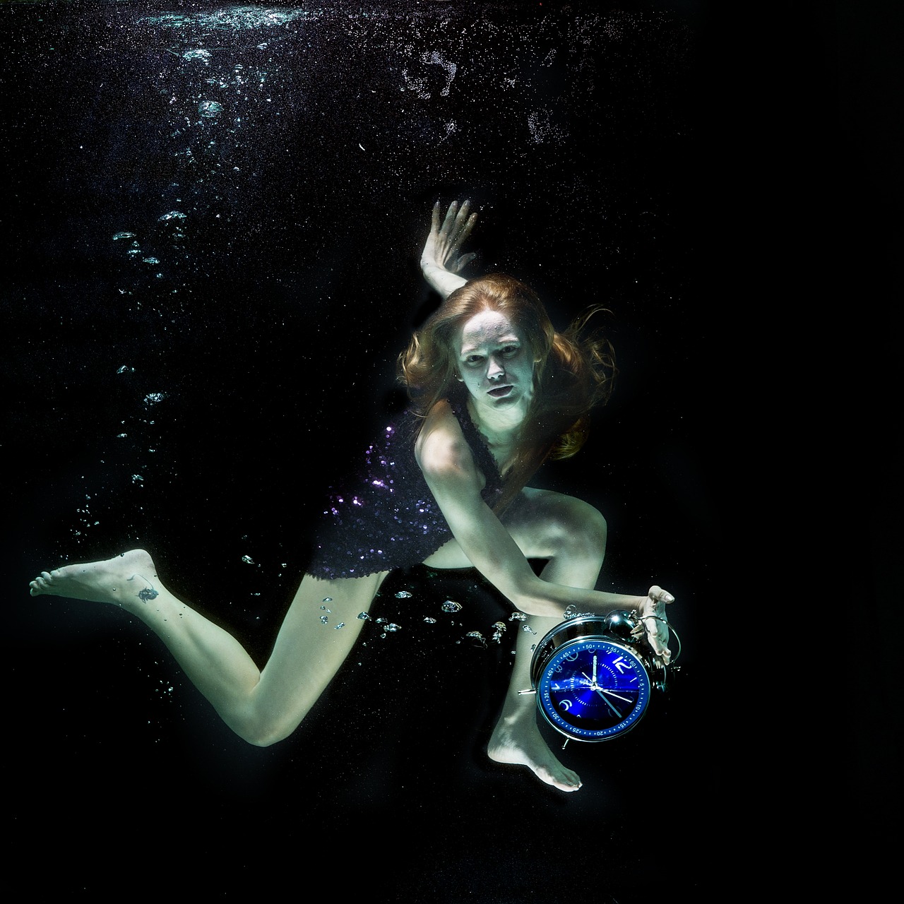 Image - under water fashion woman increased