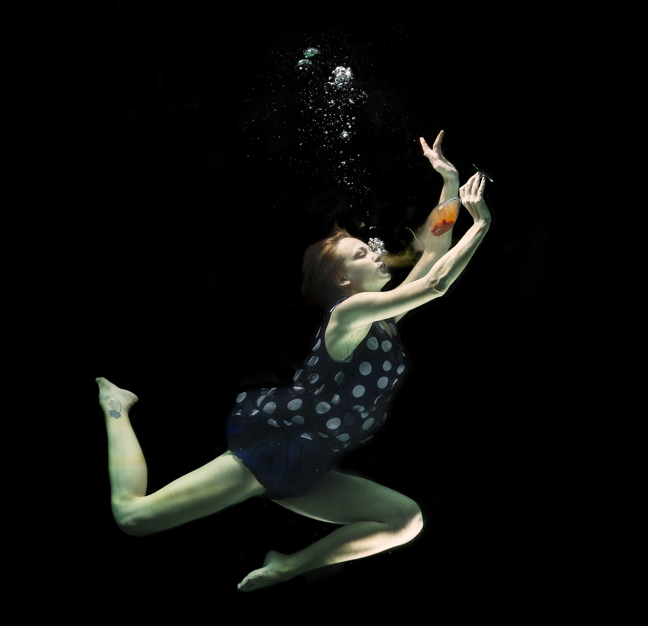 Image - under water fashion woman increased