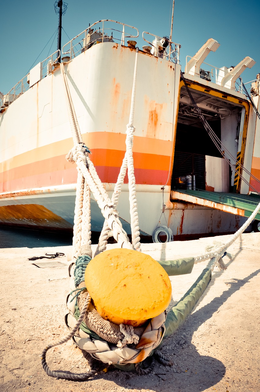 Image - ship port rope hawser shipwreck