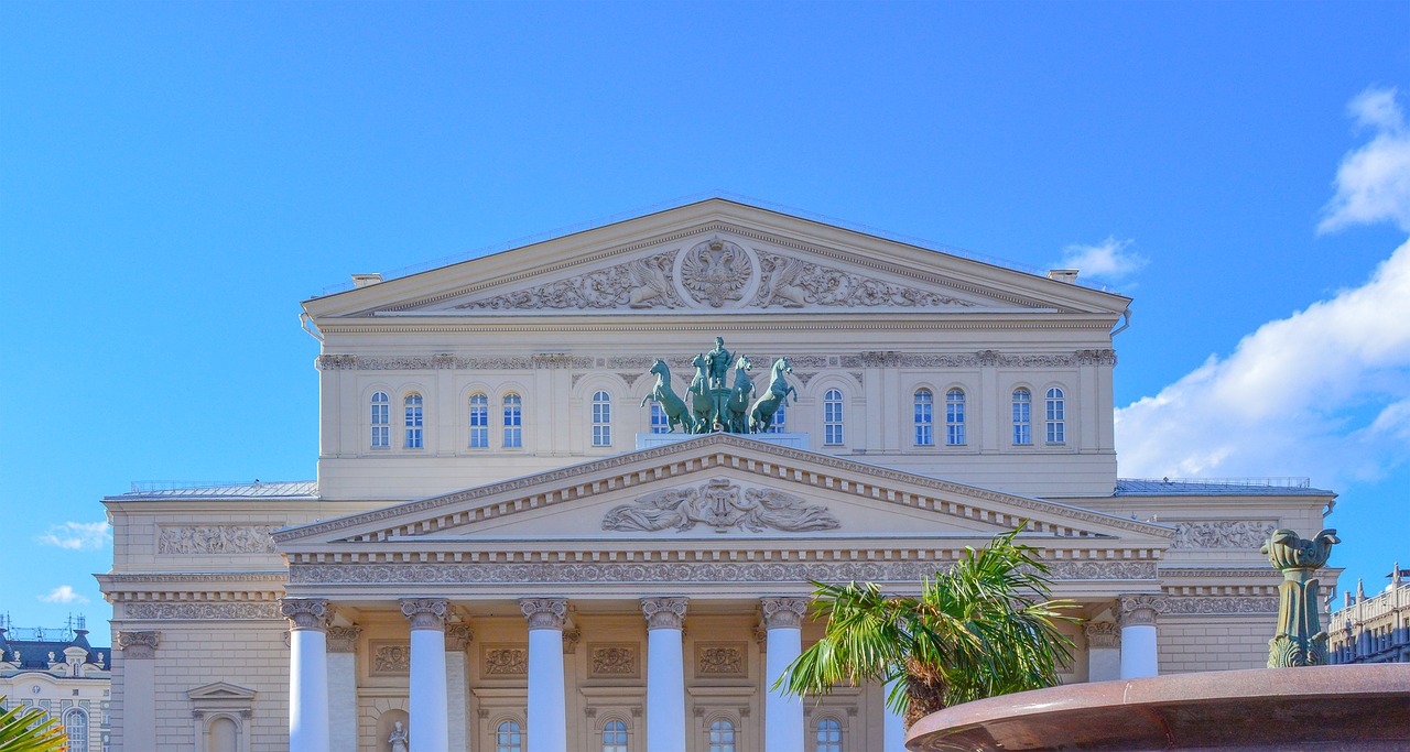 Image - bolshoi theatre the façade of the