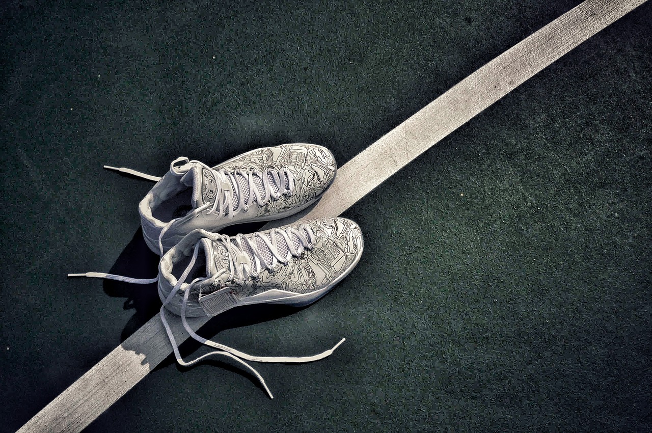 Image - yu shuai 10 li ning basketball shoes