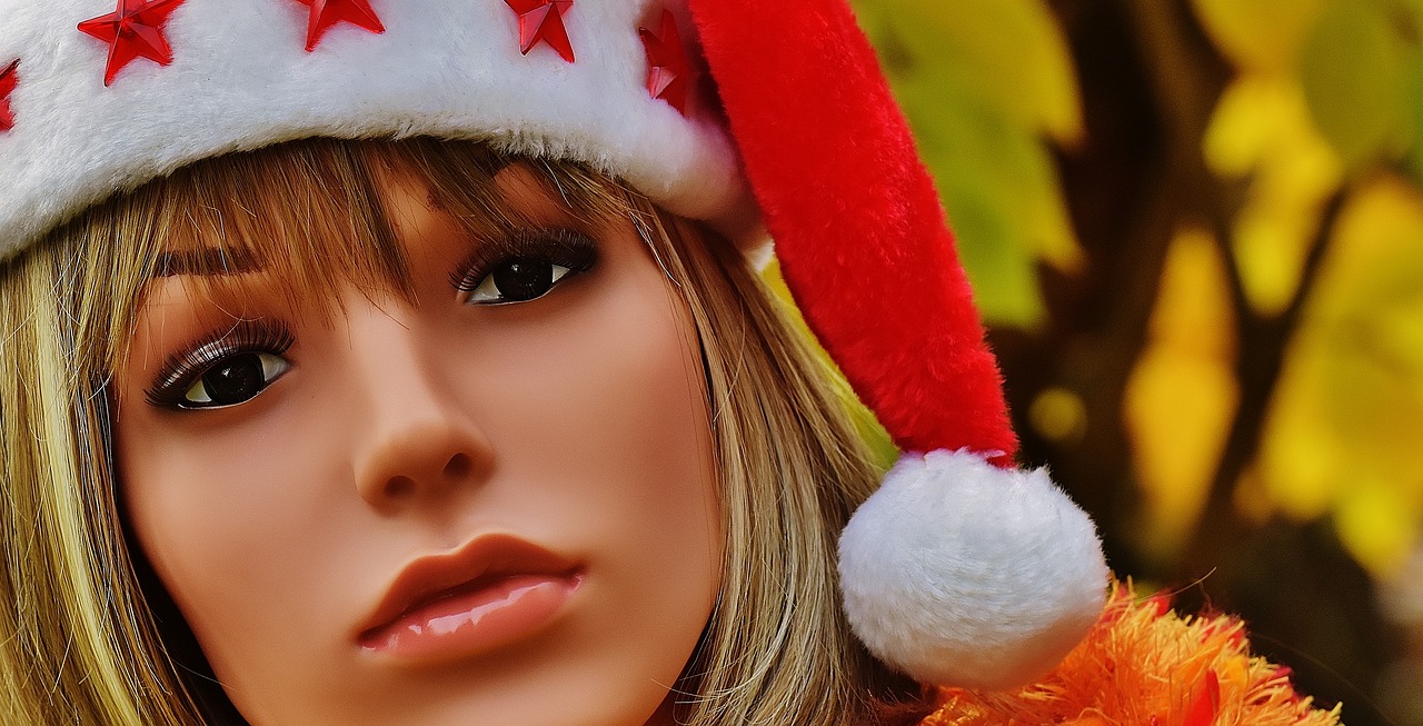 Image - woman pretty christmas santa hat