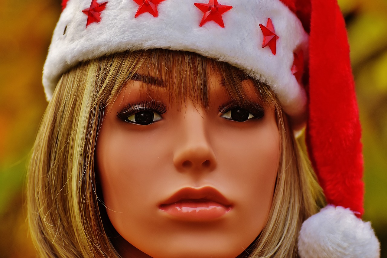 Image - woman pretty christmas santa hat