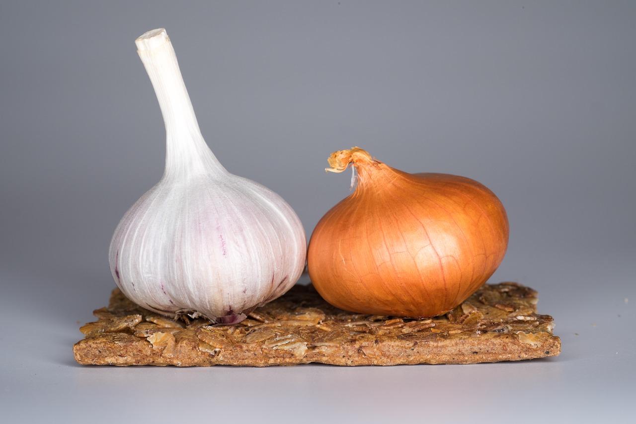 Image - garlic onion food spices taste