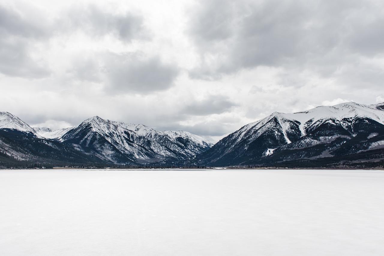 Image - cloudy cold landscape