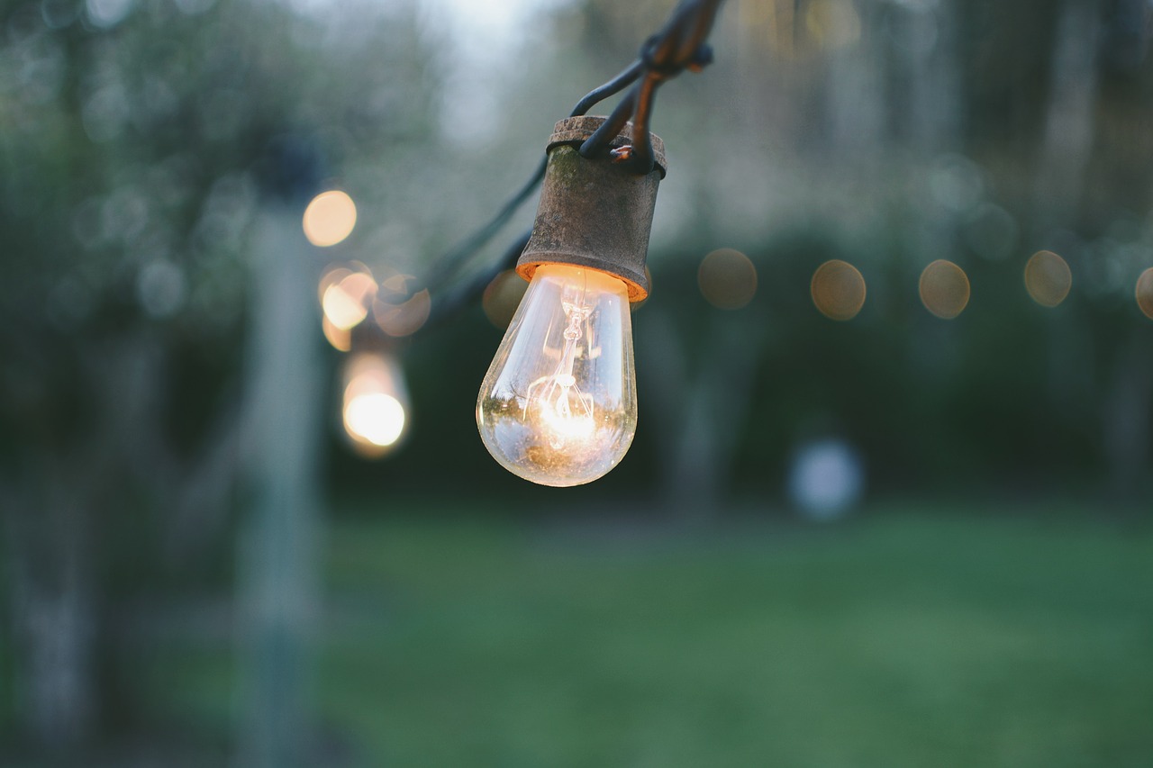 Image - bokeh light bulbs lights macro